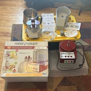 Robot Coupe R2 Commercial Food Processor